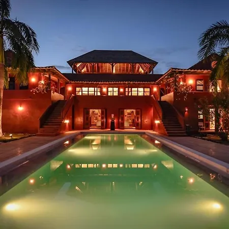 Private 3-Bedroom Section Of Villa Esplendorosa-2